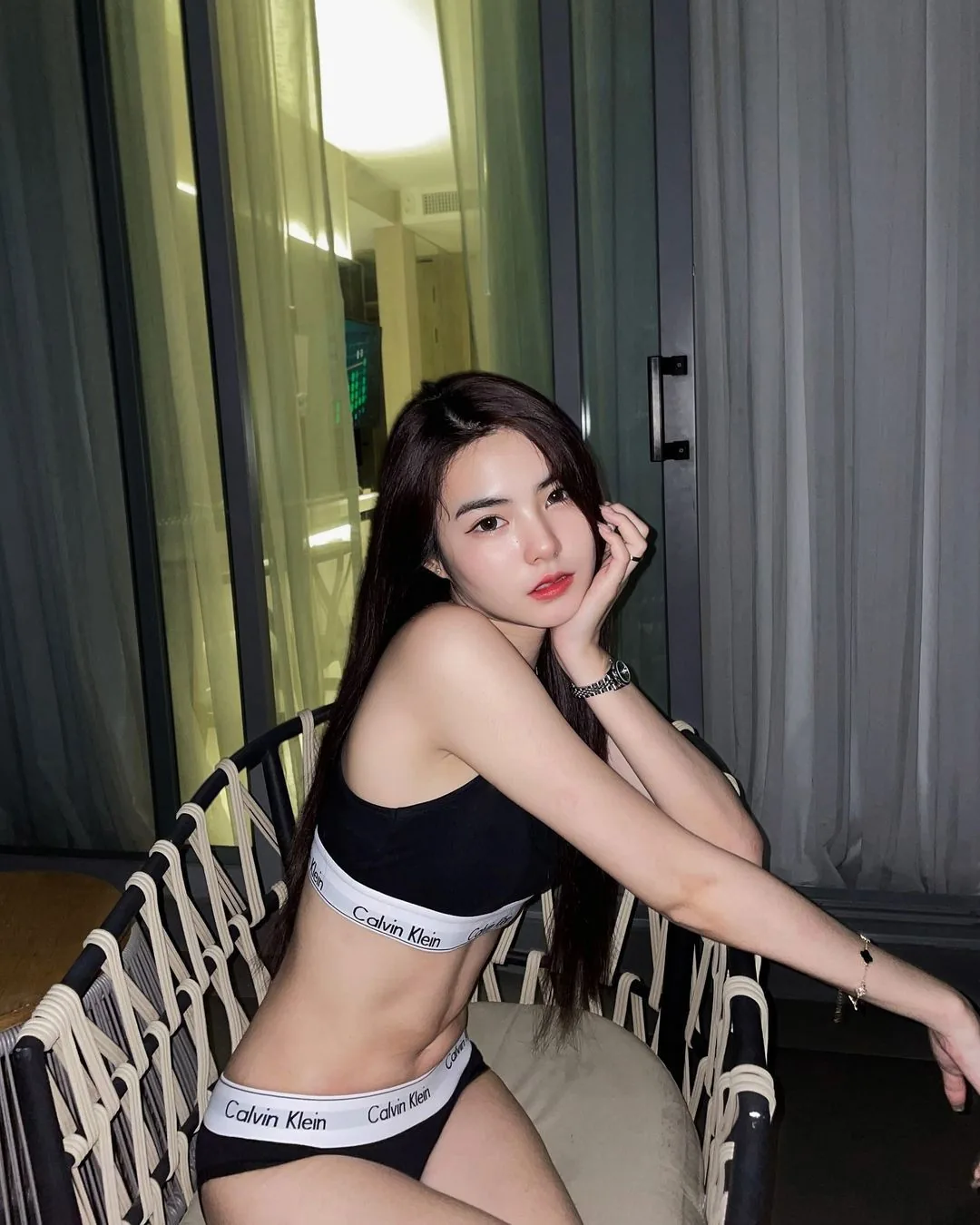 Hui escort Glasgow